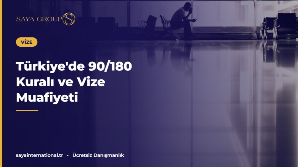 Havalimanında bavuluyla yürüyen yolcu